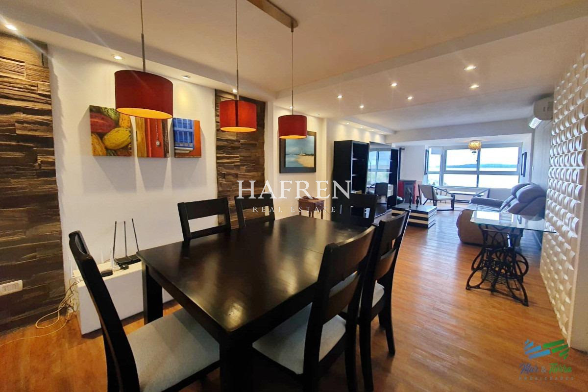 Apartamento ID.383 - Edificio de 3 dormitorios en Punta del Este primera línea Mansa