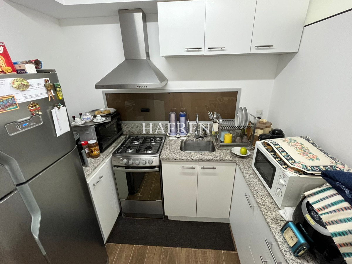Apartamento ID.77 - Apartamento en venta 2 dormitorios en Playa Mansa, Punta del Este.