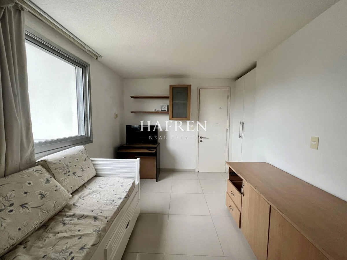 Apartamento ID.75 - Vende departamento de 2 dormitorios en edificio Summer Tower