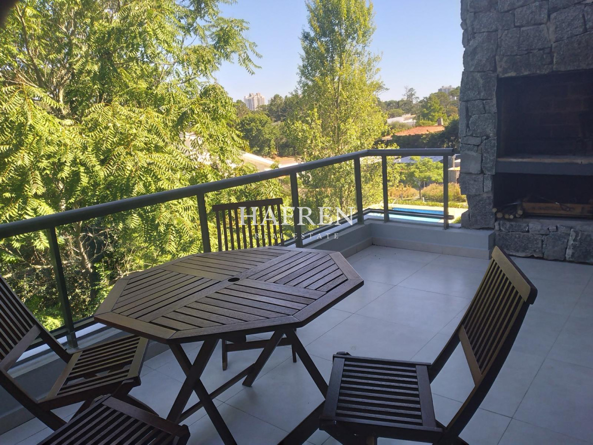 Apartamento ID.78 - Apartamento en Venta de 2 dormitorios en Punta del este , Maldonado 