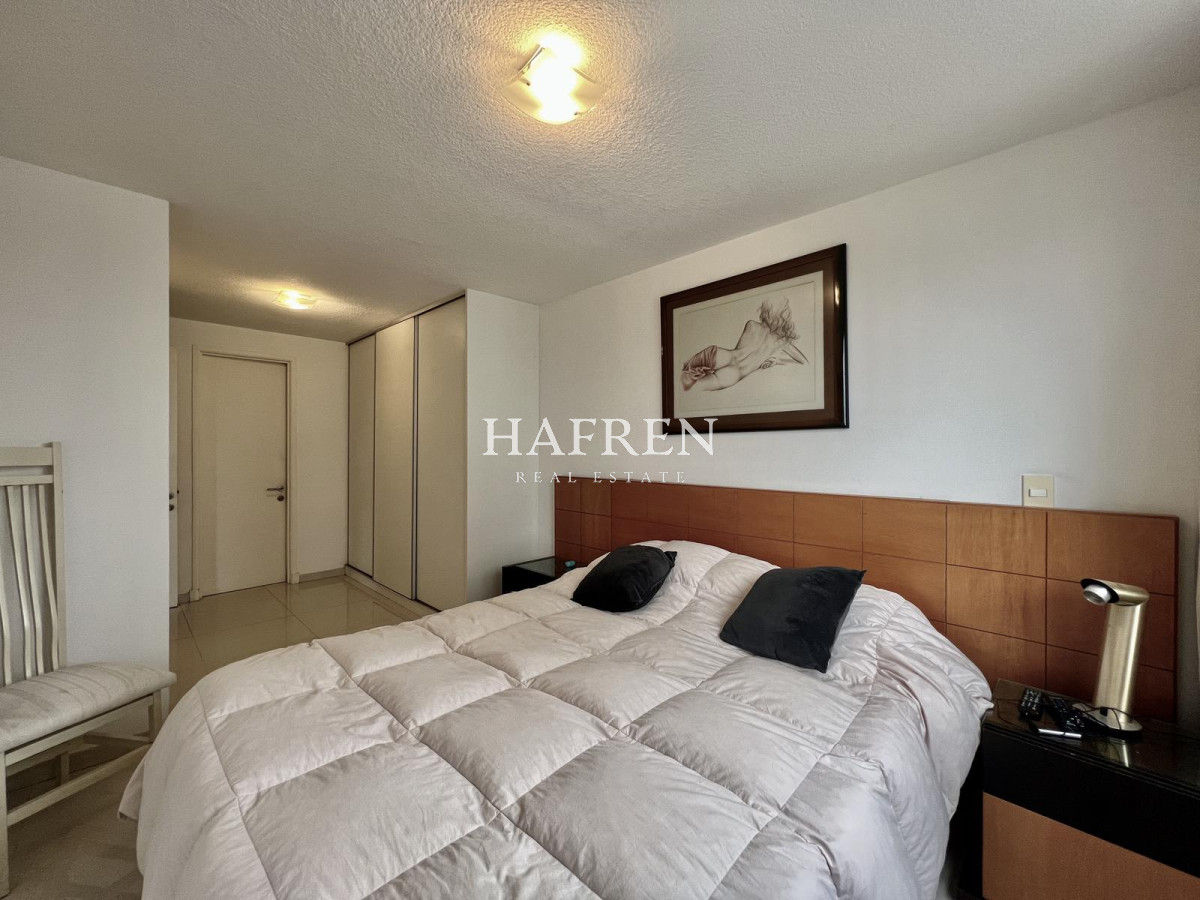 Apartamento ID.75 - Vende departamento de 2 dormitorios en edificio Summer Tower