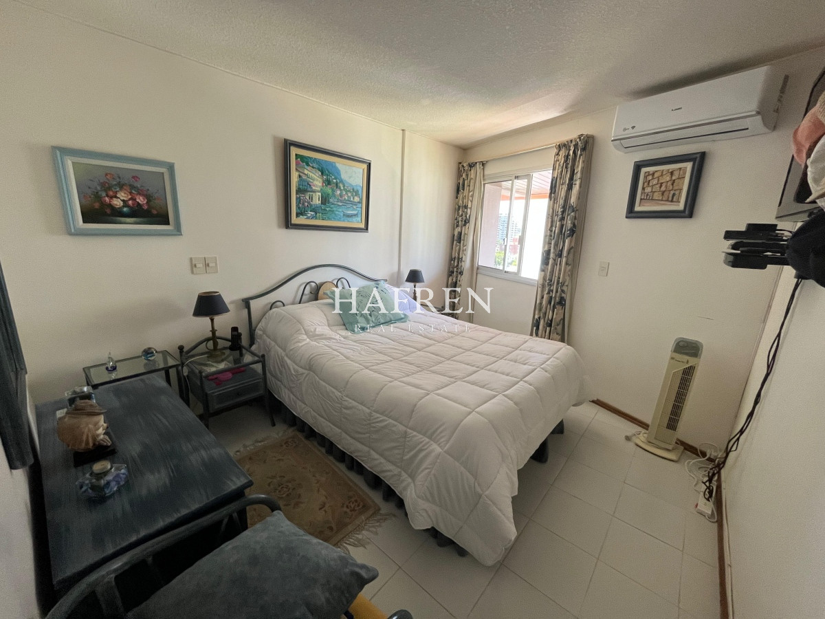 Apartamento ID.31 - Oportunidad. Apartamento de 2 dormitorios en Punta del Este