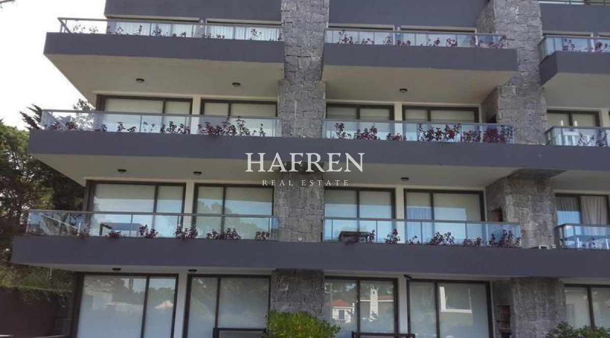 Apartamento ID.78 - Apartamento en Venta de 2 dormitorios en Punta del este , Maldonado 