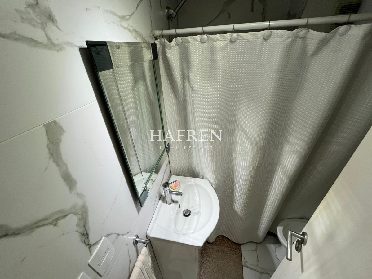 Apartamento ID.77 - Apartamento en venta 2 dormitorios en Playa Mansa, Punta del Este.