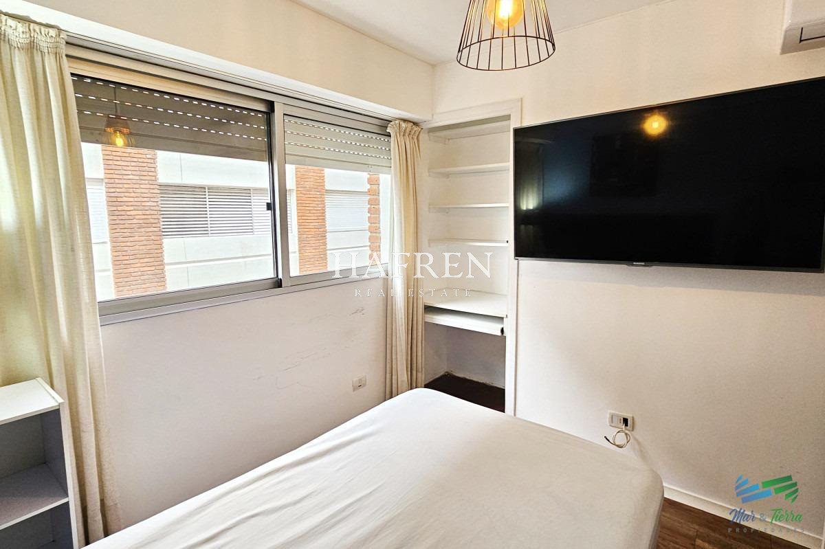 Apartamento ID.383 - Edificio de 3 dormitorios en Punta del Este primera línea Mansa