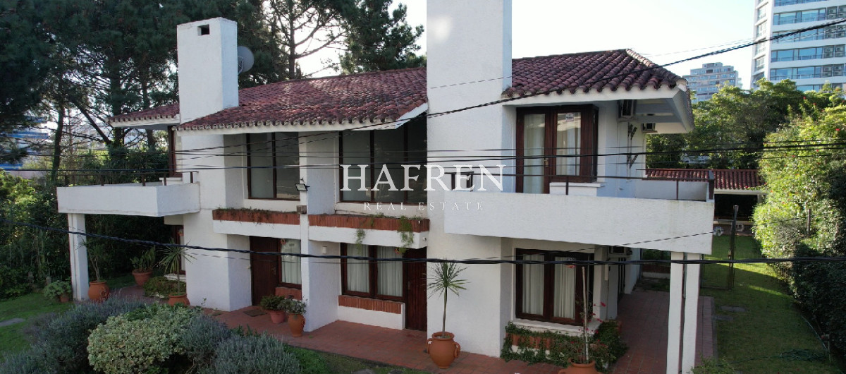 Casa ID.367 - 2 chalet apareados en venta proximo al mar, Playa Brava