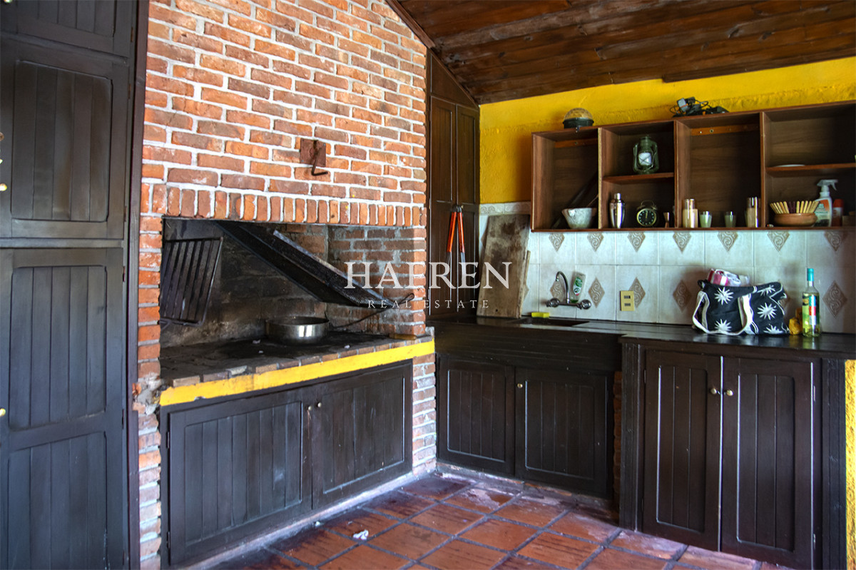 Casa ID.488 - En venta casa de 3 Dormitorios en Jardines de Córdoba con Barbacoa 