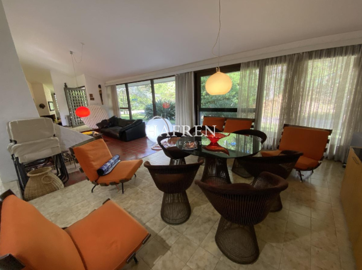 Casa ID.476 - Chalet en venta en espectacular zona