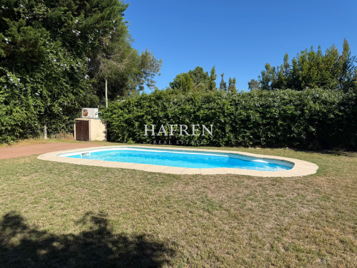Casa ID.489 - Chaletde 6 dormitorios en venta en barrio cerrado, Punta del Este