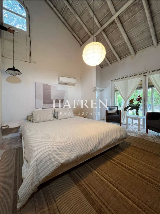 Casa ID.295 - Casa a la venta de 6 dormitorios en La Barra, El Tesoro a 200 mts de ruta 10