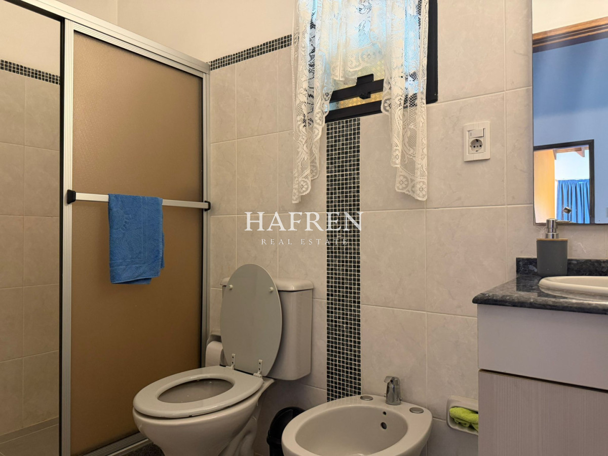 Casa ID.489 - Chaletde 6 dormitorios en venta en barrio cerrado, Punta del Este