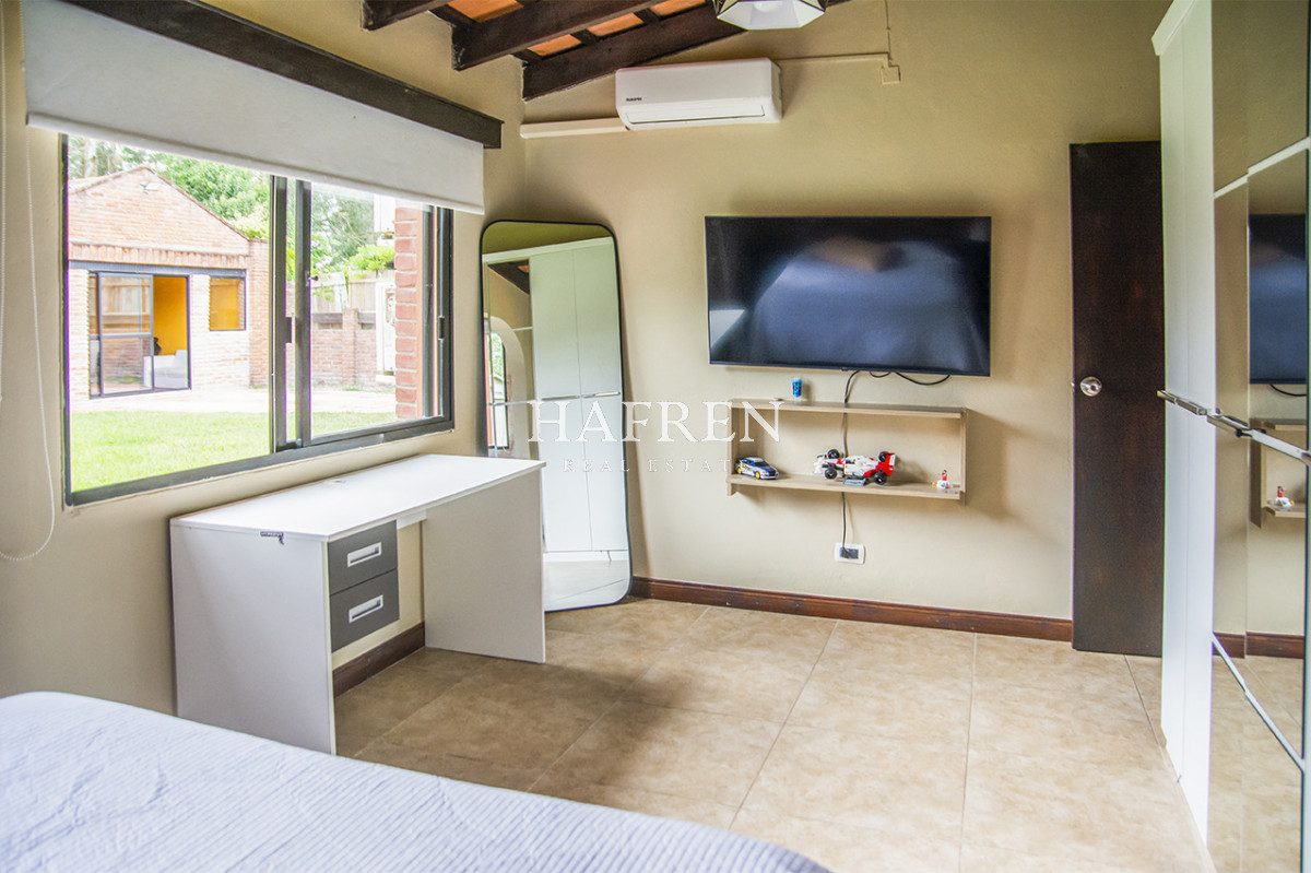 Casa ID.488 - En venta casa de 3 Dormitorios en Jardines de Córdoba con Barbacoa 
