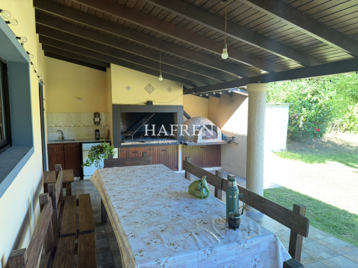 Casa ID.489 - Chaletde 6 dormitorios en venta en barrio cerrado, Punta del Este