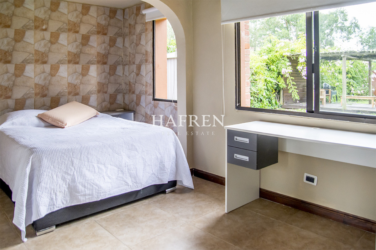 Casa ID.488 - En venta casa de 3 Dormitorios en Jardines de Córdoba con Barbacoa 