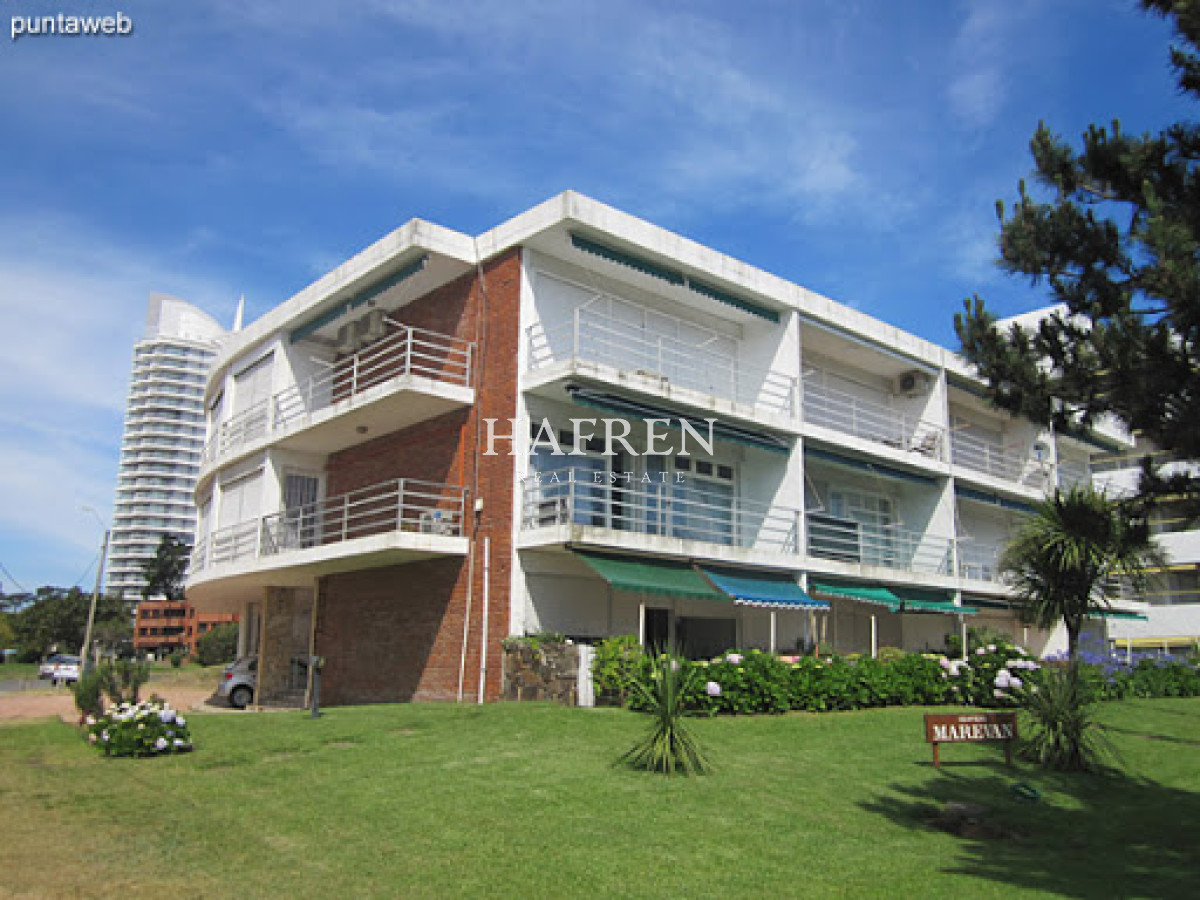 Apartamento ID.459 - Departamento de 2 dormitorios en venta en Playa Mansa