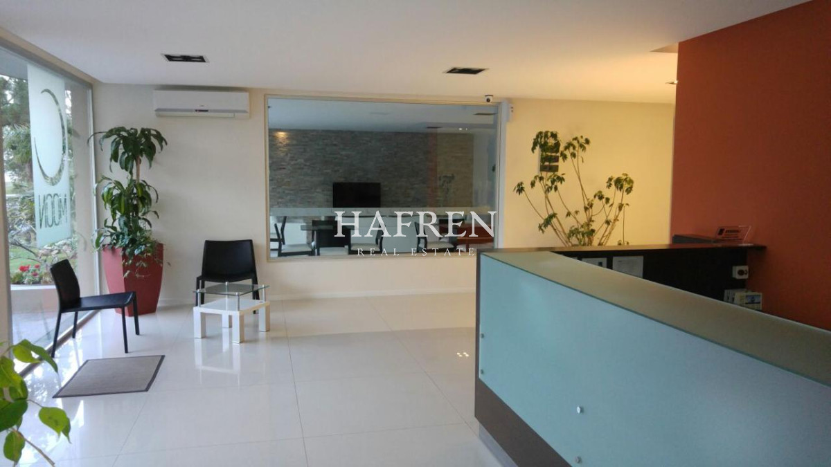 Apartamento ID.407 - Apartamento en venta de 2 dormitorios en suite en Torre Moon,  Punta del Este
