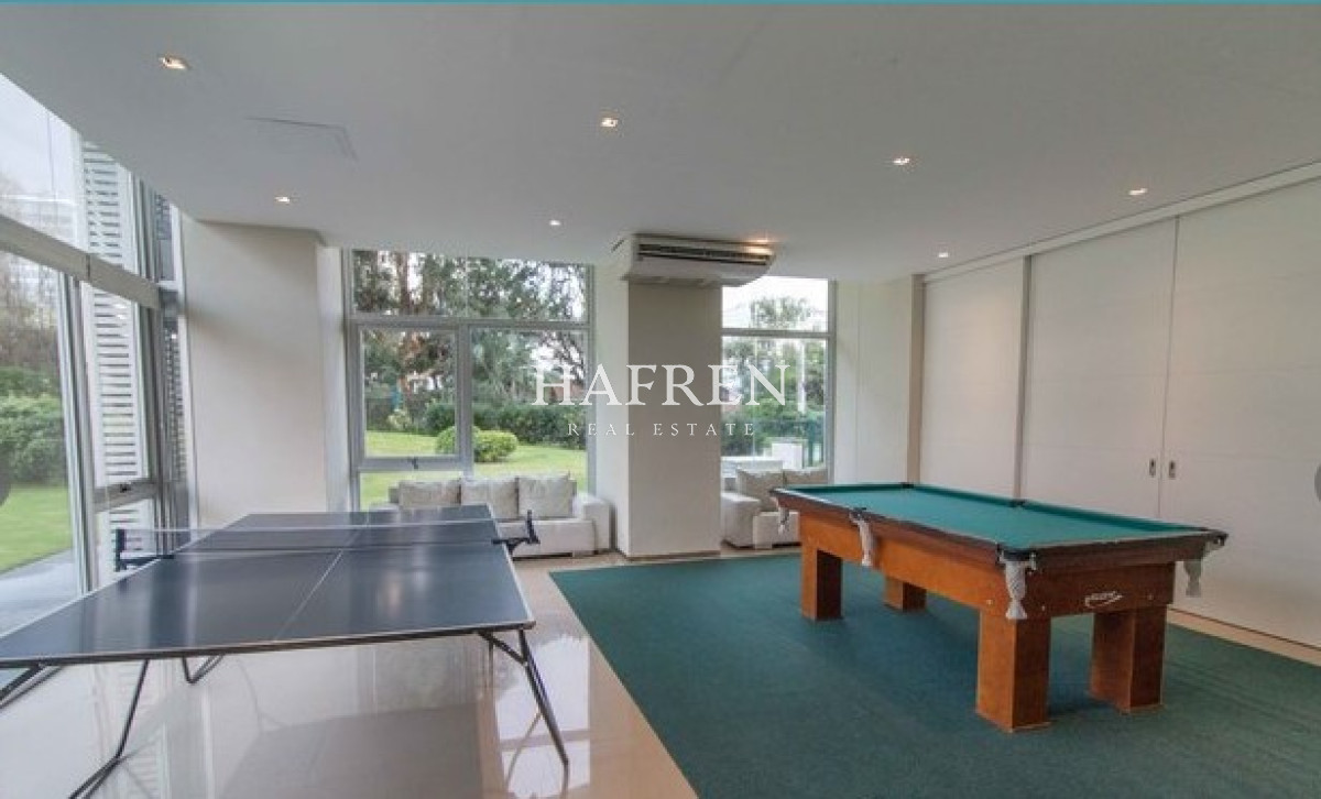 Apartamento ID.75 - Vende departamento de 2 dormitorios en edificio Summer Tower