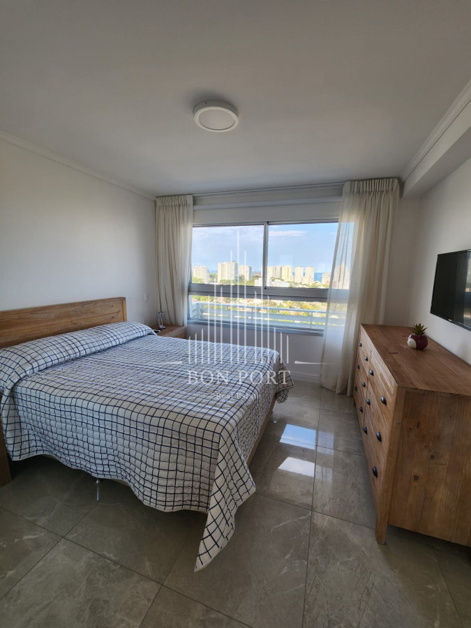Apartamento ID.197 - MIAMI BOULEVARD, Punta del Este, Playa mansa, 2 dormitorios