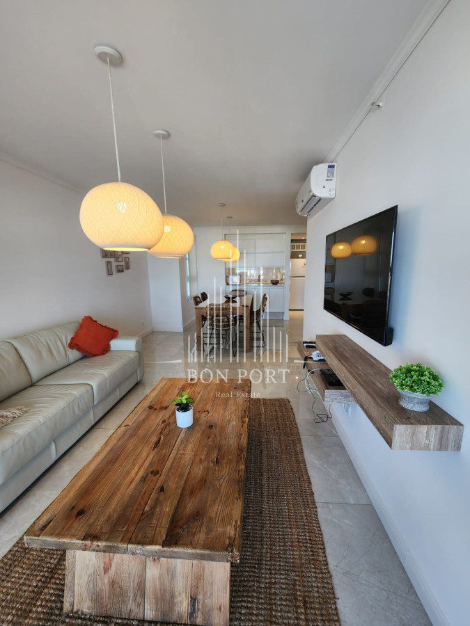 Apartamento ID.197 - MIAMI BOULEVARD, Punta del Este, Playa mansa, 2 dormitorios