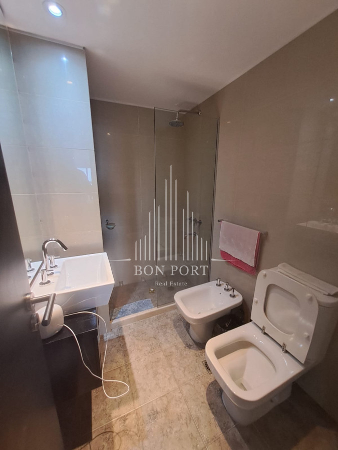 Apartamento ID.194 - Apartamento en Playa Mansa a la venta 3 Dormitorios con vista