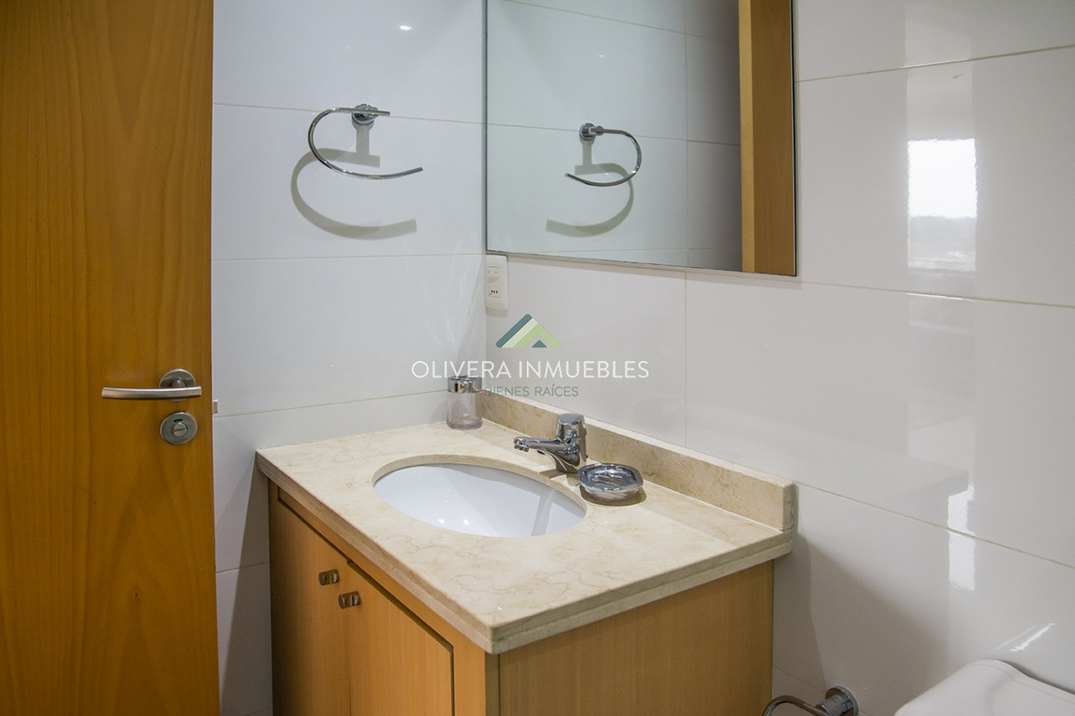 Apartamento ID.10478 - Departamento en venta, 3 dormitorios.