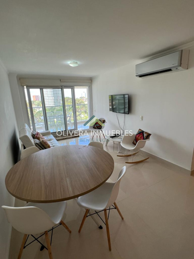 Apartamento ID.10600 - Apartamento de 2 dormitorios