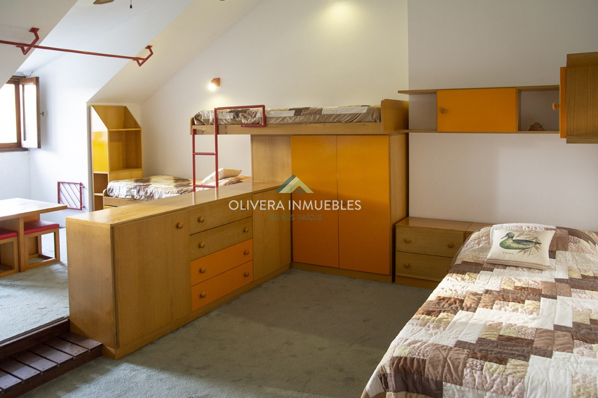 Casa ID.10346 - Casa de gran tamaño ubicada en zona privilegiada.