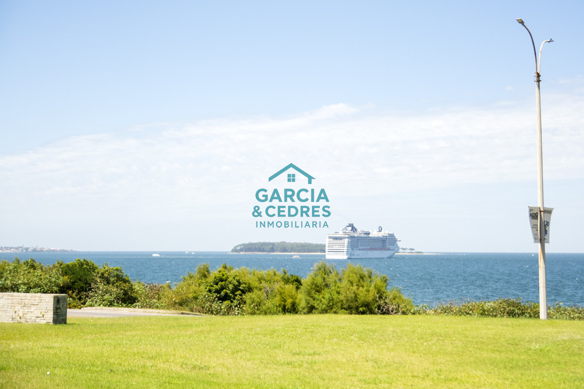 Apartamento ID.449 - En venta apartamento de 3 dormitorios en excelente ubicacion, Pinares Punta del Este