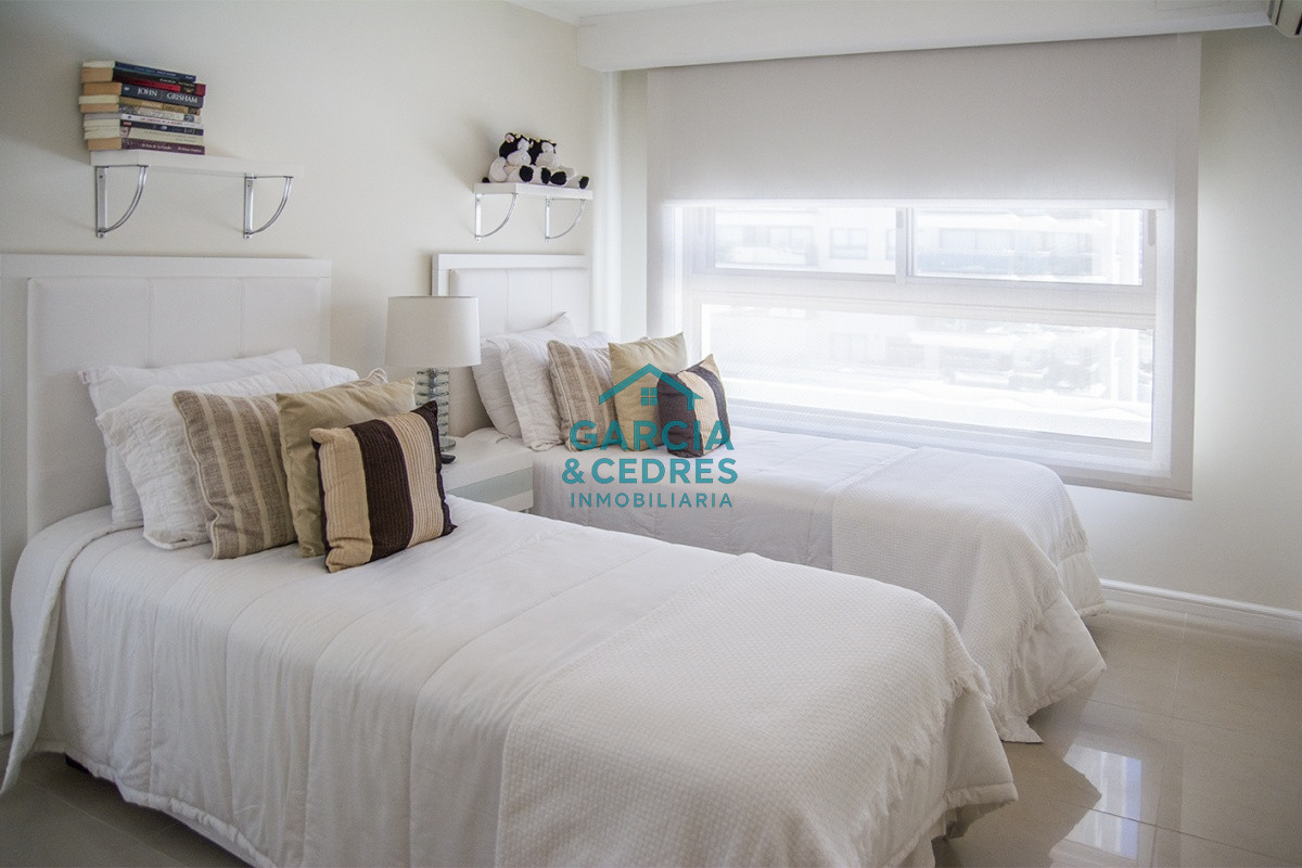 Apartamento ID.453 - Hermoso departamento en edificio Imperiale en alquiler, 3 dormitorios en suite