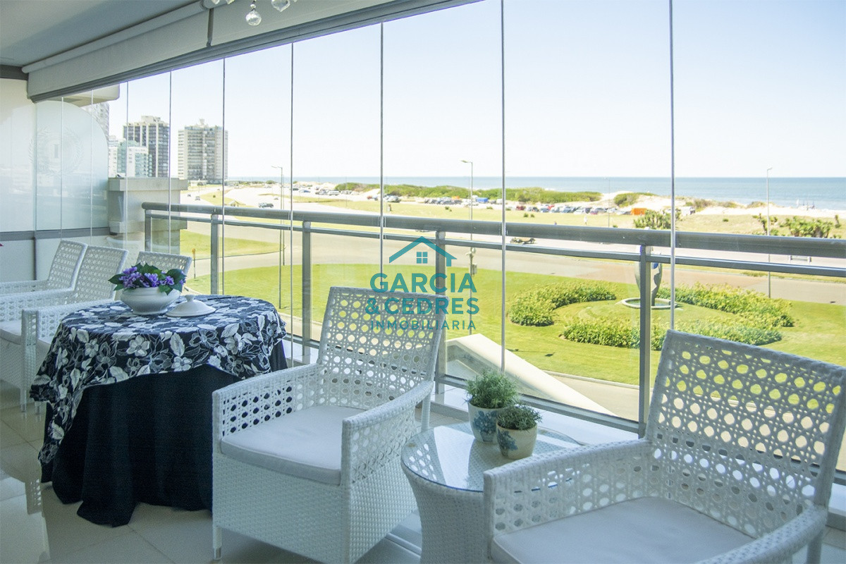 Apartamento ID.453 - Hermoso departamento en edificio Imperiale en alquiler, 3 dormitorios en suite