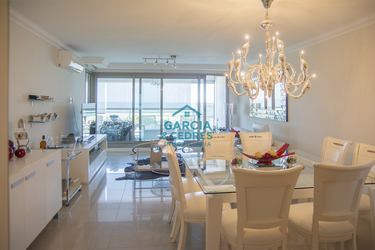 Apartamento ID.453 - Hermoso departamento en edificio Imperiale en alquiler, 3 dormitorios en suite