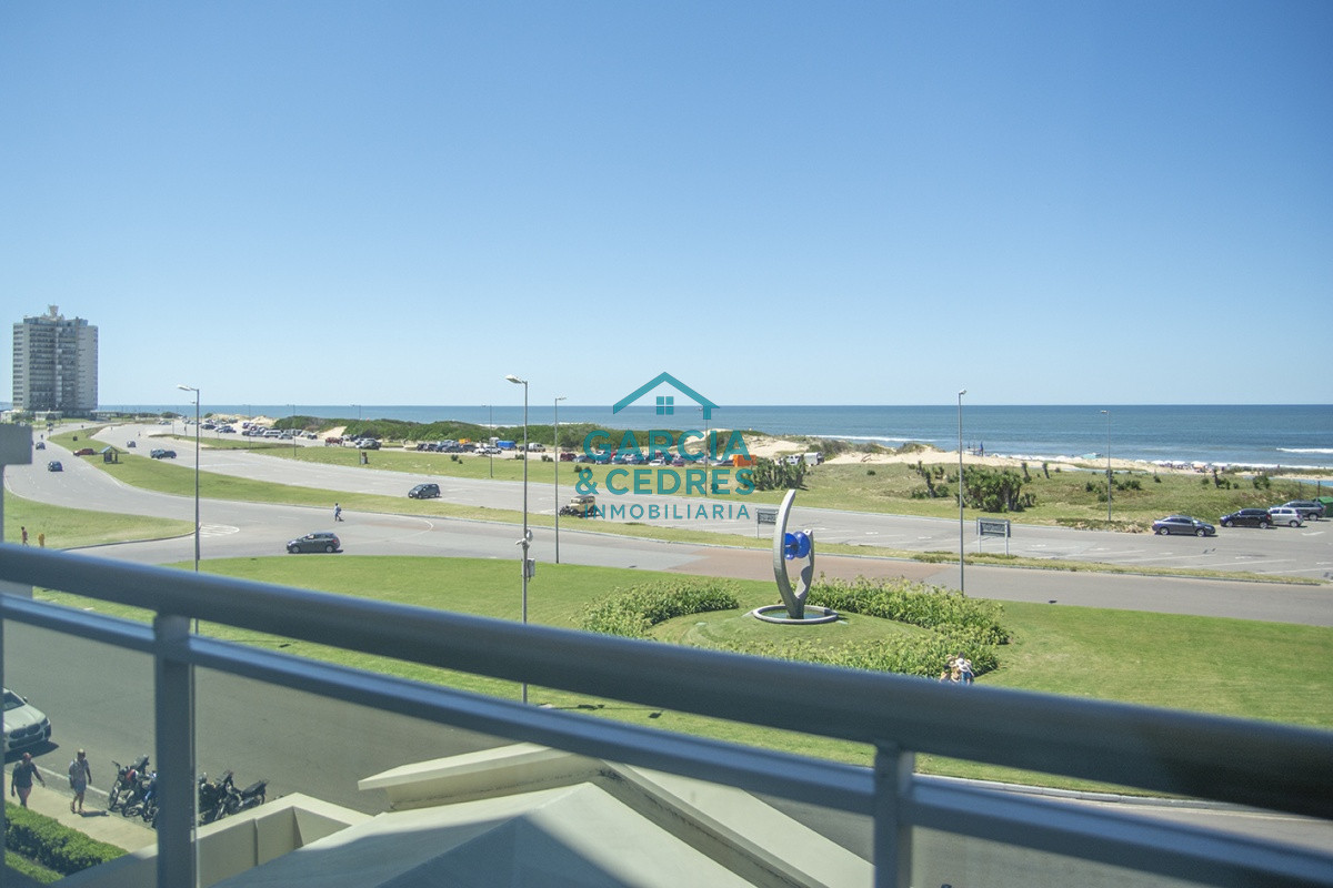 Apartamento ID.453 - Hermoso departamento en edificio Imperiale en alquiler, 3 dormitorios en suite