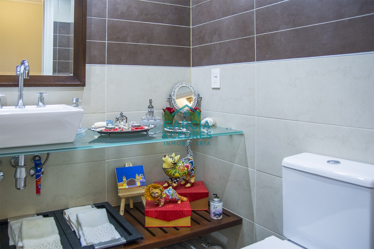 Apartamento ID.453 - Hermoso departamento en edificio Imperiale en alquiler, 3 dormitorios en suite