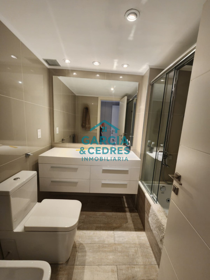 Apartamento ID.450 - Exclusivo apartamento en primera linea de la mansa, con vistas privilegiadas y una excelente orientación 