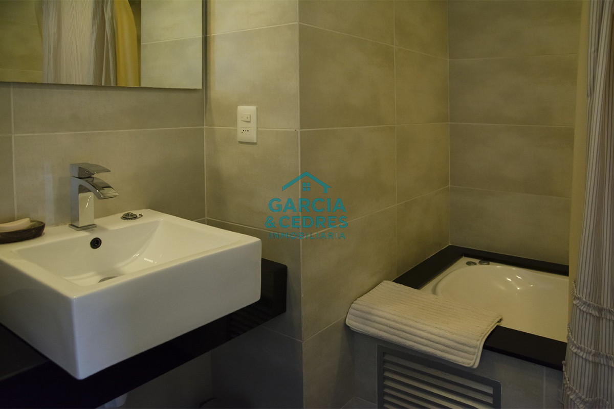 Apartamento ID.466 - Hermoso Departamento en venta en La Peninsula, .