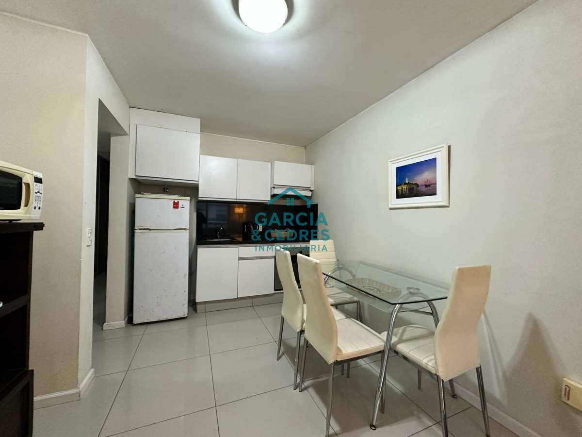 Apartamento ID.155 - Apartamento en venta, 1 dormitorio en Península, Punta del Este