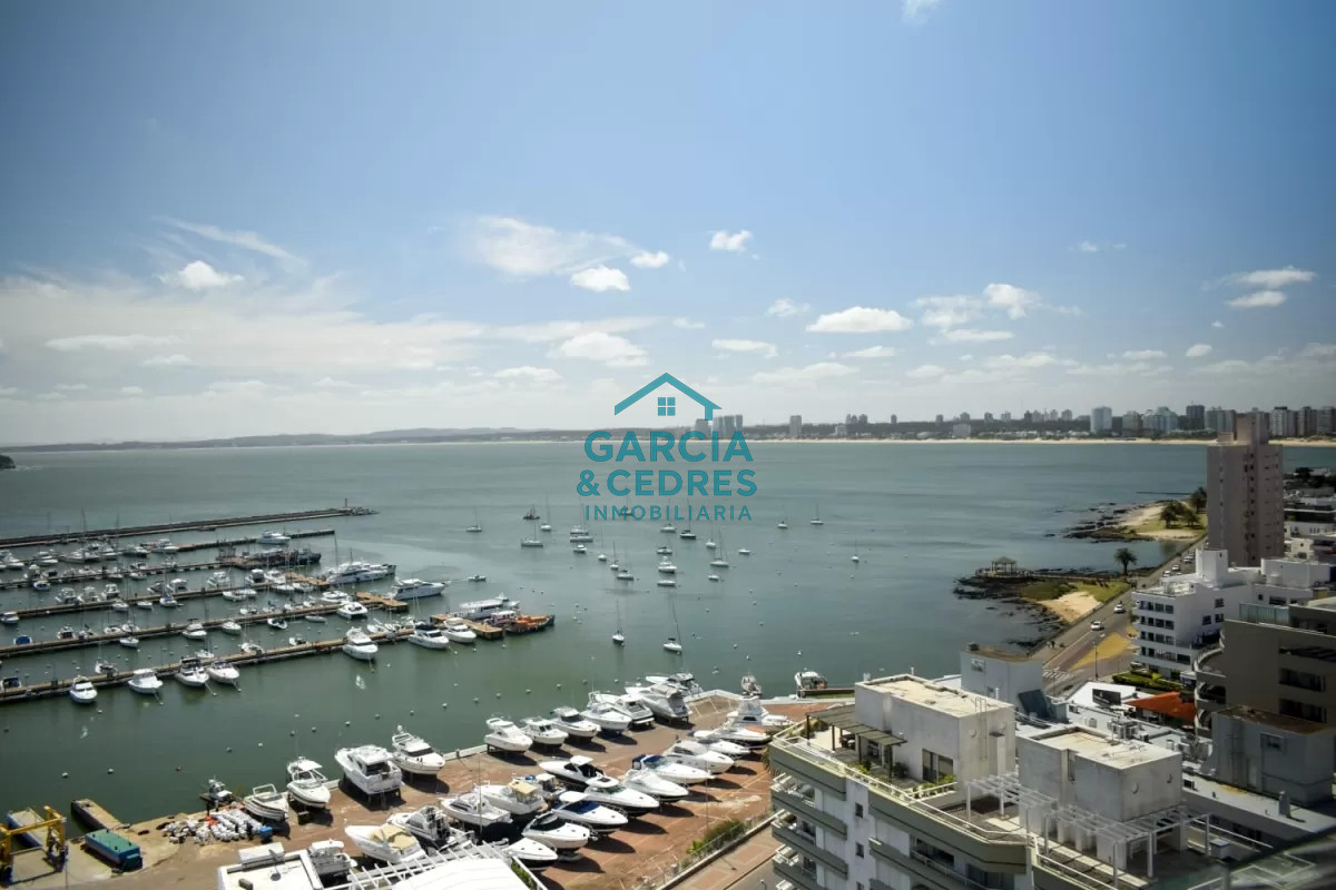 Apartamento ID.459 - Departamento de 3 dormitorios + dep. en venta en Edif. Fontemar, vista al Puerto