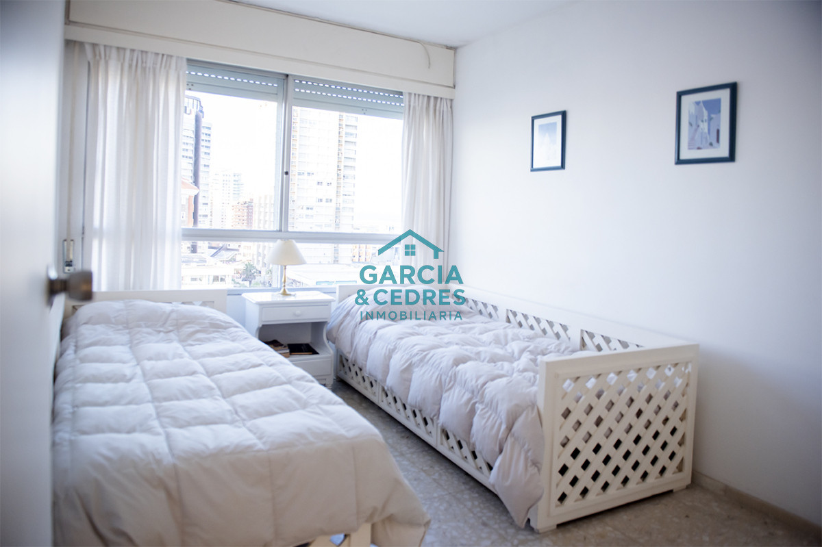 Apartamento ID.455 - Vende departamento de 3 dormitorios con vista al Puerto, Punta del Este