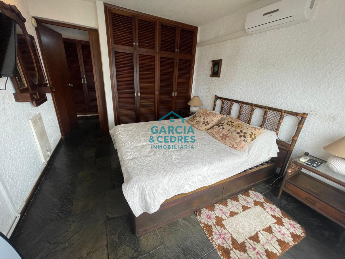 Apartamento ID.151 - Departamento en venta en Brava - Punta del Este de 1 dormitorio y medio.