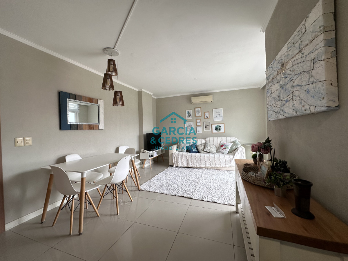 Apartamento ID.152 - Vende apartamento en playa mansa de 1 dormitorio con parrillero, Punta del Este 