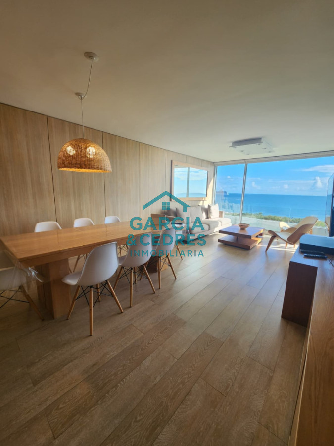 Apartamento ID.450 - Exclusivo apartamento en primera linea de la mansa, con vistas privilegiadas y una excelente orientación 