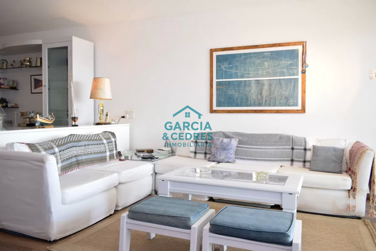 Apartamento ID.459 - Departamento de 3 dormitorios + dep. en venta en Edif. Fontemar, vista al Puerto