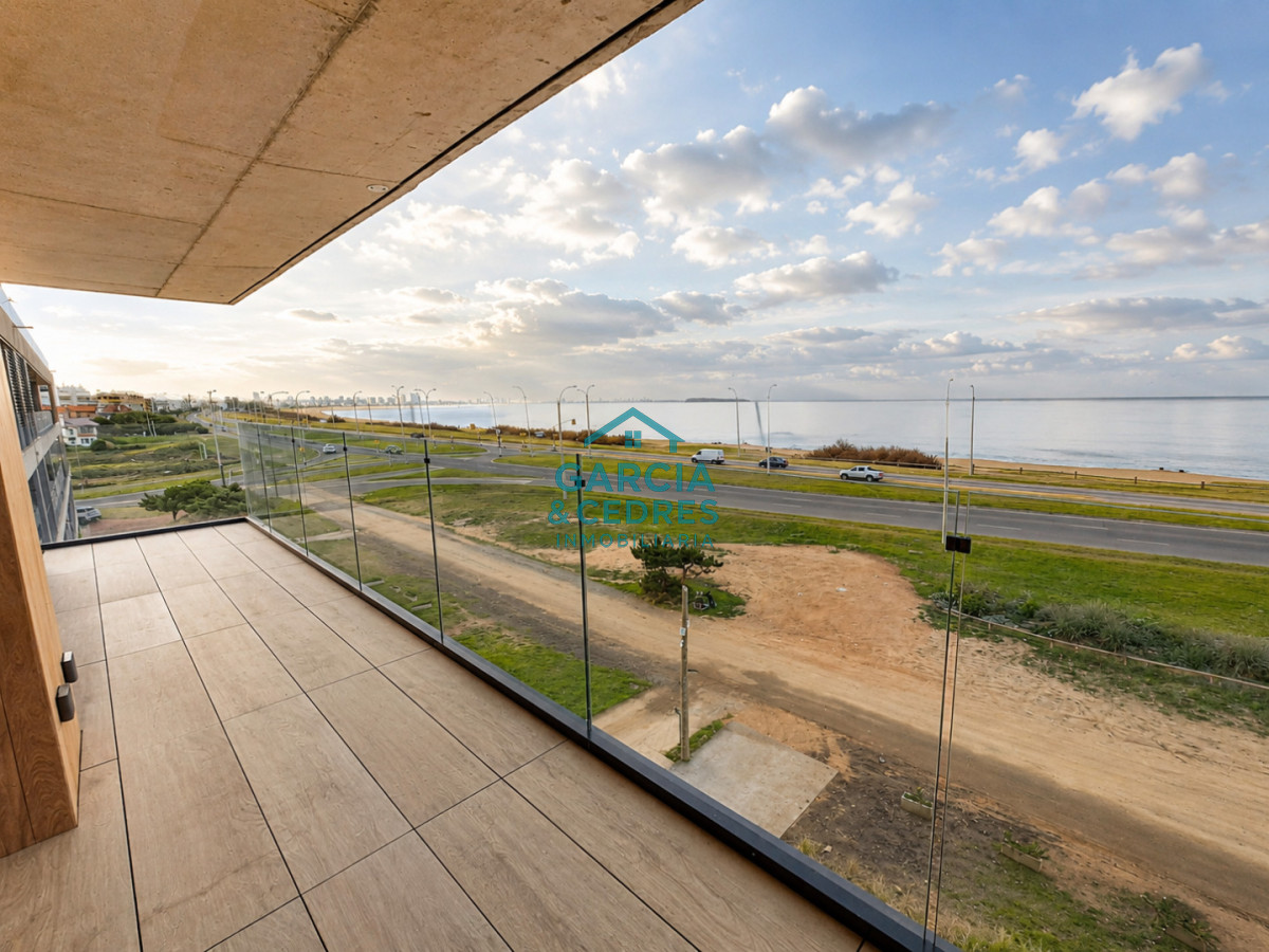 Apartamento ID.451 - Espectacular departamento de 3 dormitorios frente al mar. Walmer Lagoon
