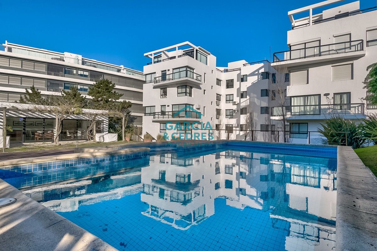 Apartamento ID.456 - Hermoso penthouse con una ubicación privilegiada de la brava 