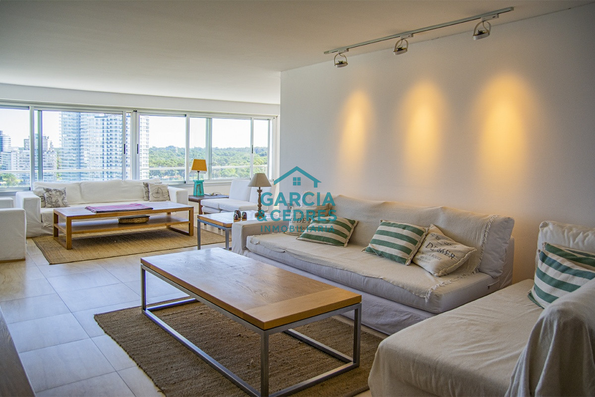 Apartamento ID.467 - Excelente departamento en Punta del Este