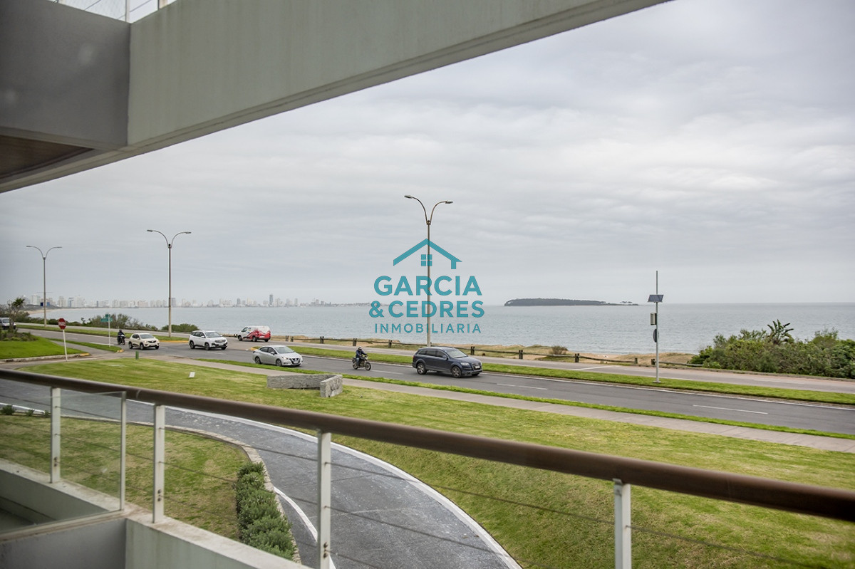 Apartamento ID.468 - Departamento de 3 dormitorios en venta. Gran Oportunidad en Mansa.