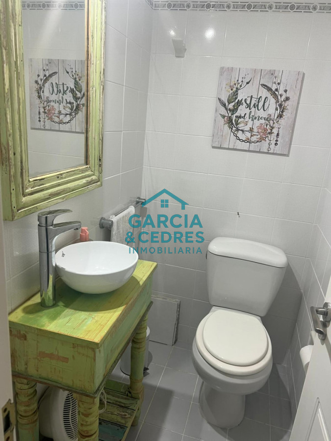 Apartamento ID.454 - Vende apartamento 4 dormitorios, comodo e iluminado en Mansa Punta del Este.
