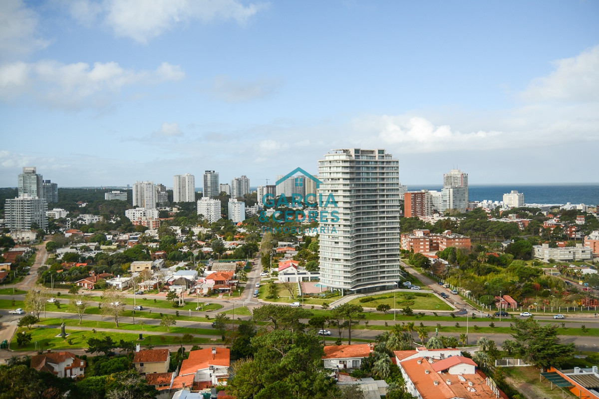 Apartamento ID.461 - Departamento de 3 dormitorios en venta a pasos del mar. Gala Tower