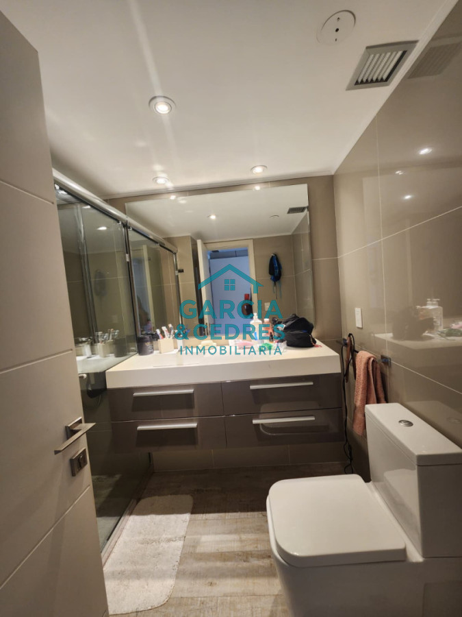 Apartamento ID.450 - Exclusivo apartamento en primera linea de la mansa, con vistas privilegiadas y una excelente orientación 