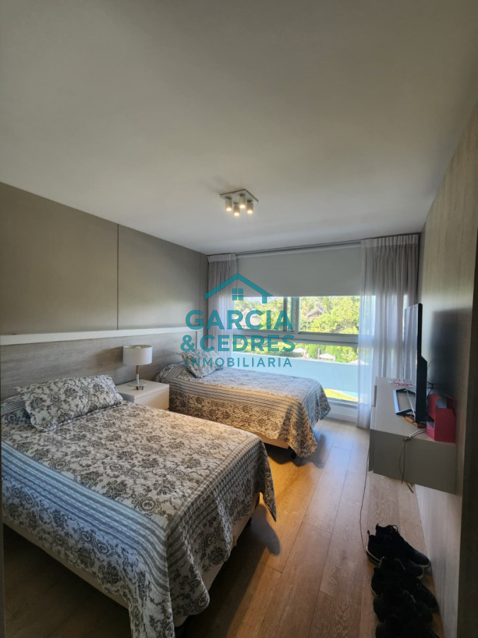 Apartamento ID.450 - Exclusivo apartamento en primera linea de la mansa, con vistas privilegiadas y una excelente orientación 